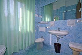 Hotel Boomerang - Check-in & Meals in front at hotel Sporting - 9