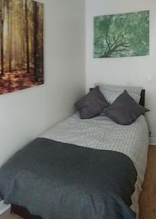 Derwent Street Apartment 1 - 3 Bed Self Catering Apartment - Self Contained - 1 Double & 2 Single Rooms - Workington - 6