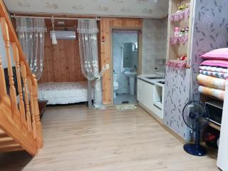 Jirisan One Night Two Days Pension - Gurye - 6