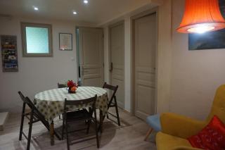Le Balcon - 2