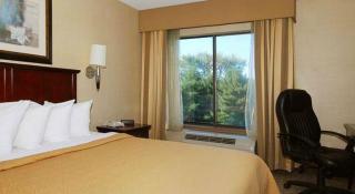 Quality Inn & Suites - Bensalem - 6