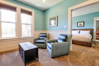 The Groveland Hotel - 1