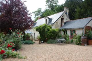 Le Logis du Pressoir Chambre d'Hotes Bed & Breakfast in beautiful 18th Century Estate in the heart of the Loire Valley with heated pool and extensive grounds - 8