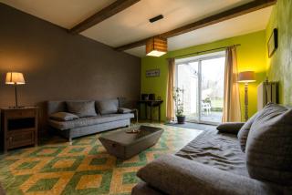 Les Trois Voisins - Bourseigne-Vieille - 2