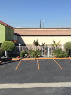 Big A Motel - Orange - 5