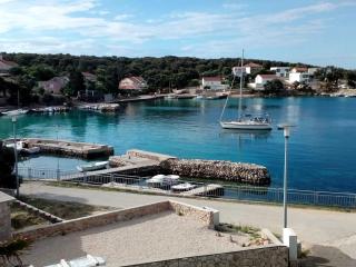 Apartment Dora 1 Jakišnica - Lun - 7