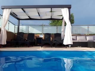Apartments Melon Vodice - Vodice - 0