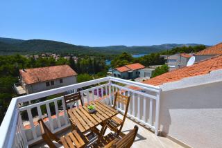 Apartments Sea & Sky - Stari Grad - 9