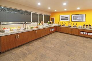 Courtyard by Marriott Guadalajara Andares - 2