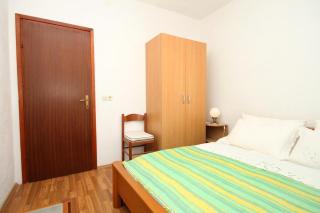 Apartments with swimming pool Stari Grad, Hvar - 4015 - Stari Grad - 3