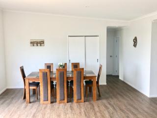 Otaki Beachfront Getaway - Otaki Beach - 4