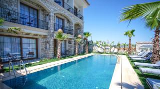 Avalon Boutique Hotel & Suites - Alaçatı - 0