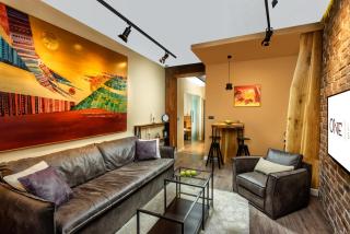 One Luxury Suites - 6