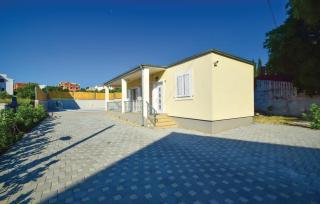 Family friendly house with a swimming pool Vodice - 15243 - 2