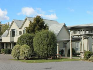 Colonial Manor Motel - Cromwell - 2