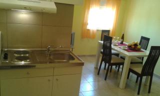 Apartments Mara - Drage - 9