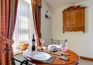 1 Bed in Nantygwreiddyn oc-bow49 - 2