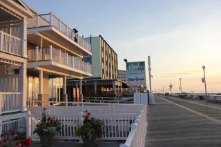 Safari Hotel Boardwalk - Ocean City - 1