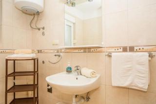 Apartments Macolic - Rab - 1
