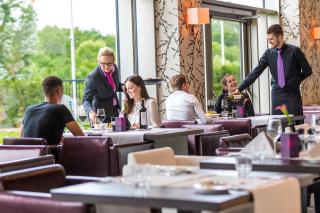 Van der Valk Hotel Düsseldorf - Düsseldorf - 2