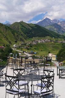 Mount Inn Kazbegi - Kazbegi - 1