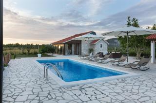 Mali Raj - Sveti Petar - 0
