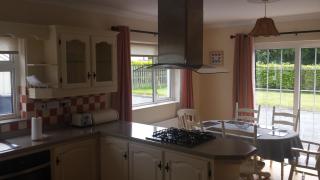 Cloonboo Lodge With Tours Sleeps 12 - Galway - 7