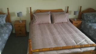 Cloonboo Lodge With Tours Sleeps 12 - Galway - 2