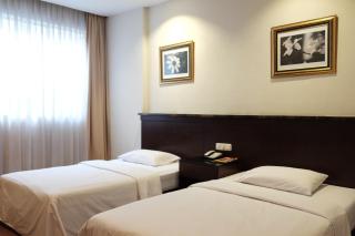Grand Sakura Hotel - Medan - 9