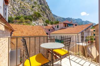 Villa Mama - Traditional Apartments in Omis, free parking - Omiš - 4