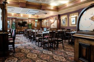 The Mad Hatter Hotel - London - 4