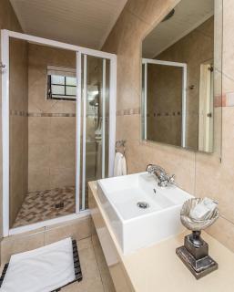 Algoa Guest House Summerstrand - 2