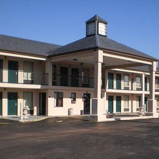 Executive Inn & Suites - Covington - 1