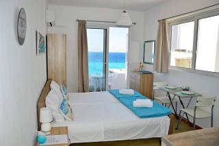 Lilian's Seaview-Party Street-Youth Studios - 0