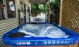 Farview Guest Accommodation - Pickering Brook - 9