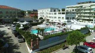 Hotel Promenade Universale - Cesenatico - 2