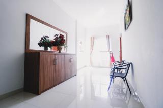 RedDoorz near Hermes Place Polonia Medan - 8