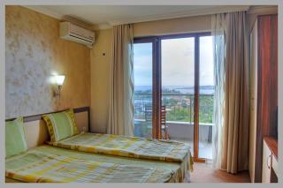 Family Hotel Radiana - Sosopol - 9