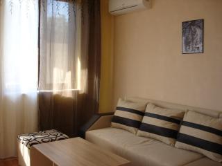 Studios in Ravadinovo - 2
