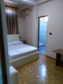 Hotel Gjeli - Fier - 2