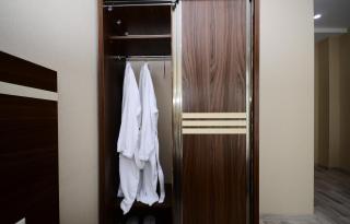 Hotel 725 B - 3