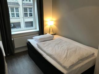 Hotel Fame am Hauptbahnhof - Hamburg - 7