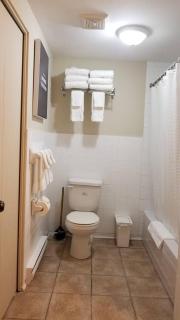 2-Bedroom Apartment #30A by Amazing Property Rentals - Gatineau - 1