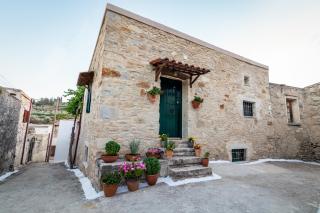ARISTIDIS'S PLOUTI MOIRES - 9