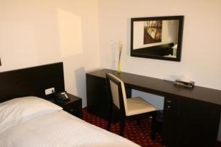 Aariana Hotel - Offenbach - 8