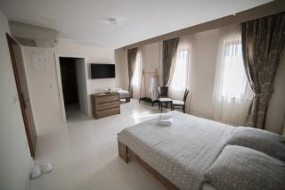 Hotel Urban - 7