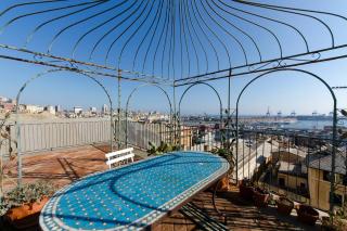 JOIVY Sunny apartment with Panoramic Terrace and Stunning View - Genova - 0