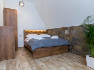 House Apart 132 - 4