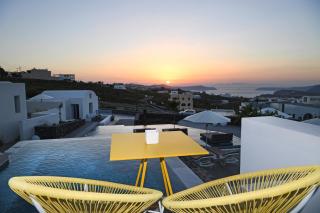 Nova Luxury Suites - Pyrgos - 9