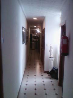 Hostel Central Zaragoza - Saragozza - 3